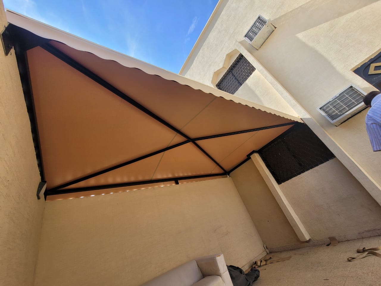 حداد مظلات وسواتر خميس مشيط 